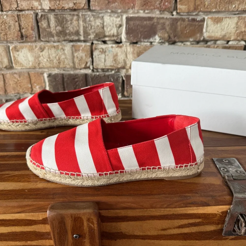Manolo Blahnik Red and White Striped Espadrilles 38 (US 8)